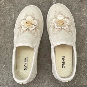 Michael Kors Girls shoes size 13